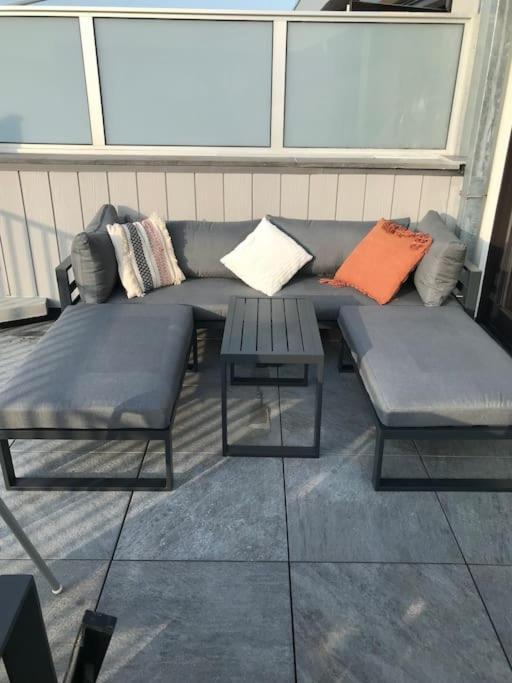 شقة Penthouse Met Zeezicht En 2 Terrassen ميدل كيرك المظهر الخارجي الصورة